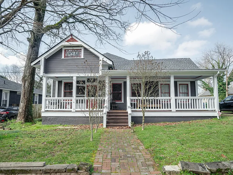 1433 Desoto Ave SW — Photo 1
