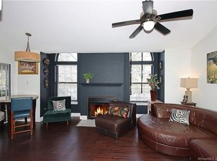 31 High St APT 11303, East Hartford, CT 06118