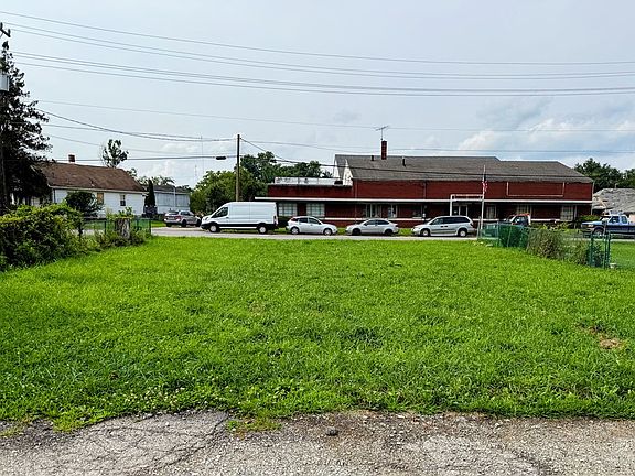 3rd image of 1100 Fayette St
