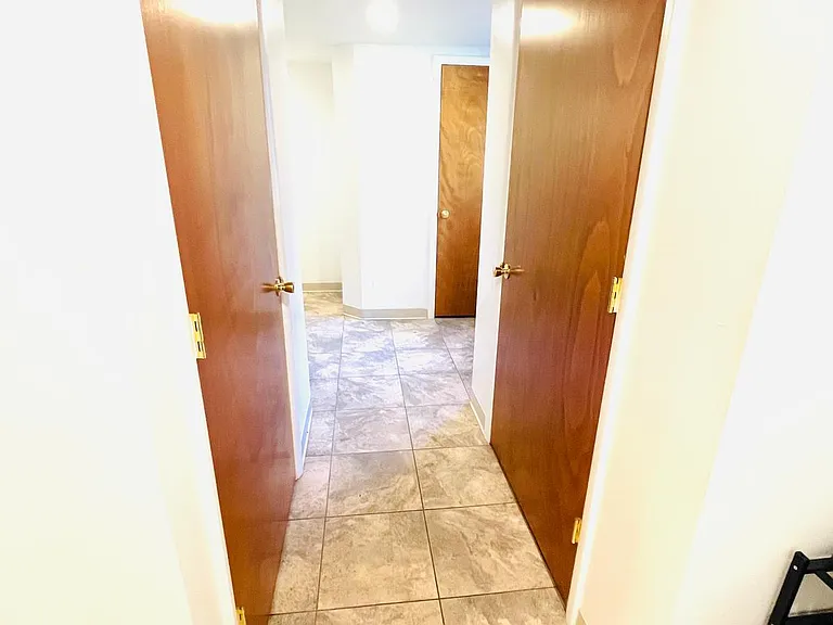 34 Chestnut St — Photo 10