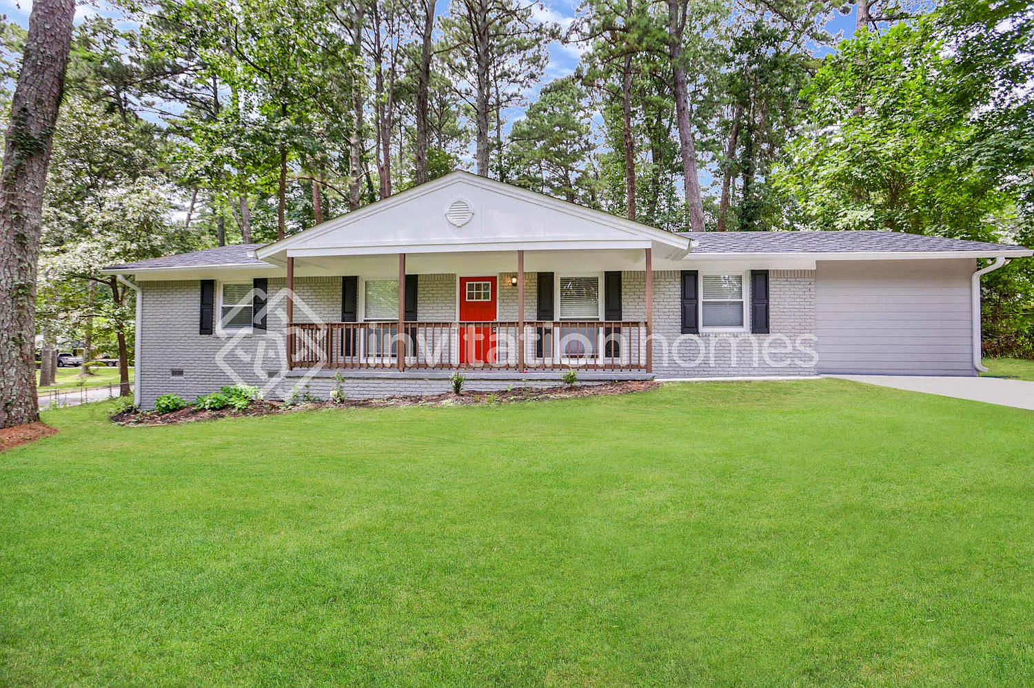 438 Mount Vista Rd Stone Mountain, GA 30087 — Photo 1