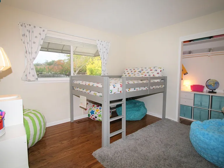 3415 Grasswood Dr — Photo 30