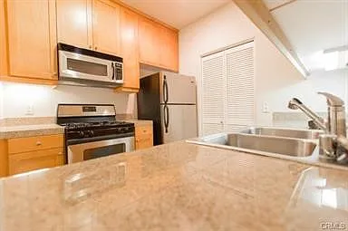 3313 Watermarke Pl — Photo 7