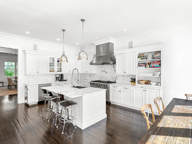 14 W Hills Ct — Photo 11