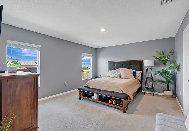 4894 Knoll Ln — Photo 13