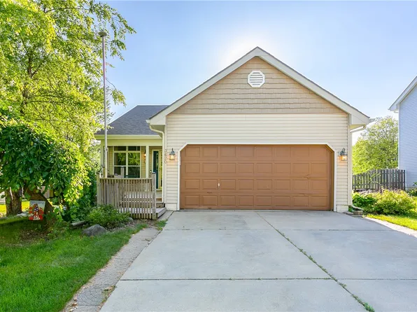 3620 E 43rd Ct, Des Moines, IA 50317