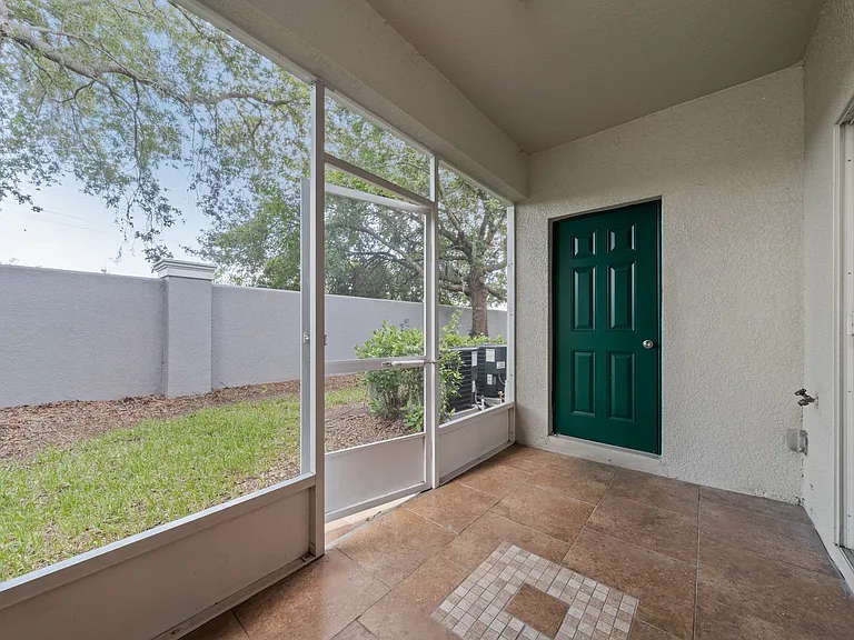 10612 Savannah Wood Dr — Photo 28