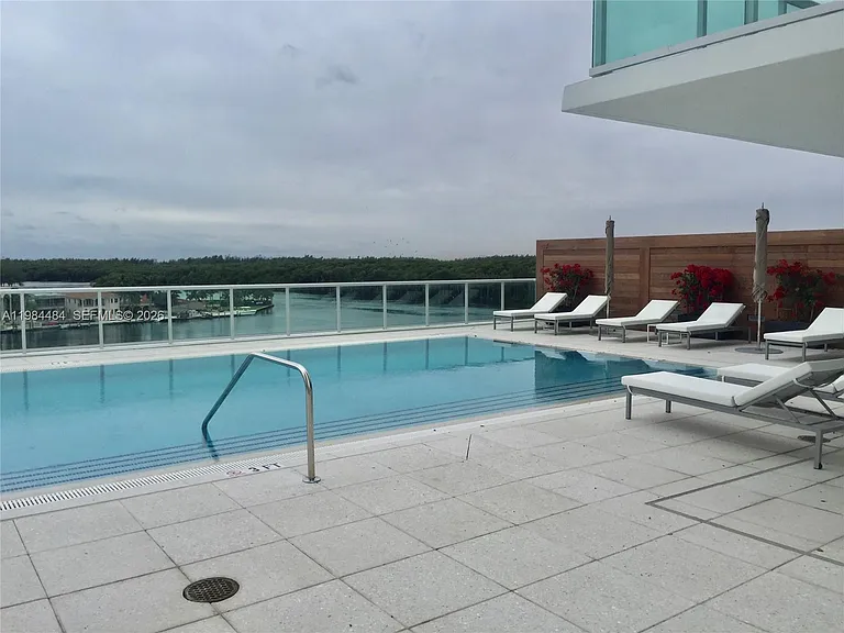 400 Sunny Isles Blvd #1105 — Photo 19
