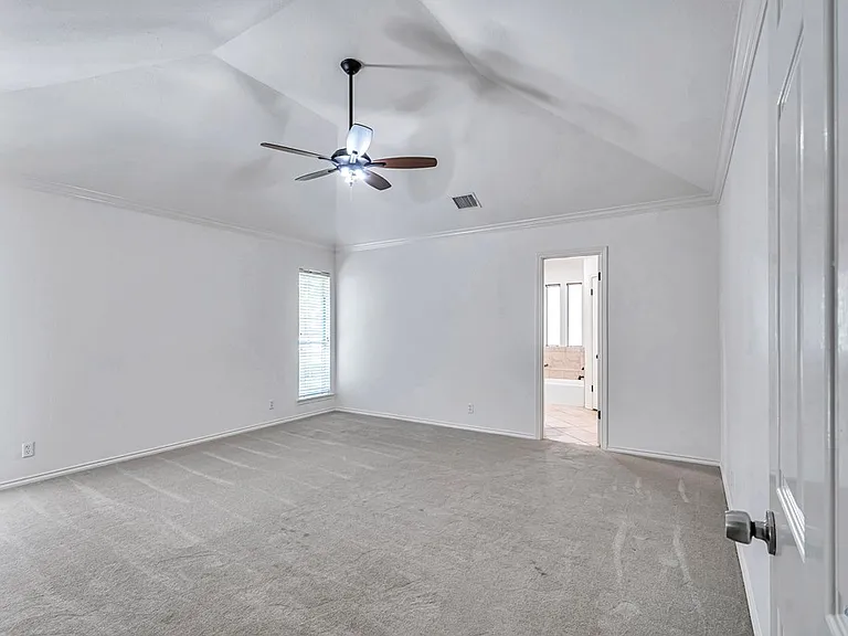 5504 Kingston Dr — Photo 22