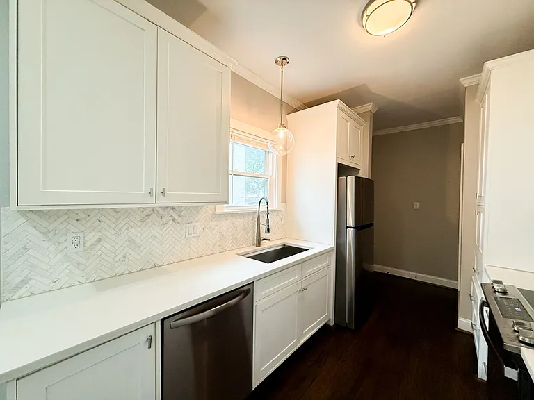 4112 Junius St — Photo 32