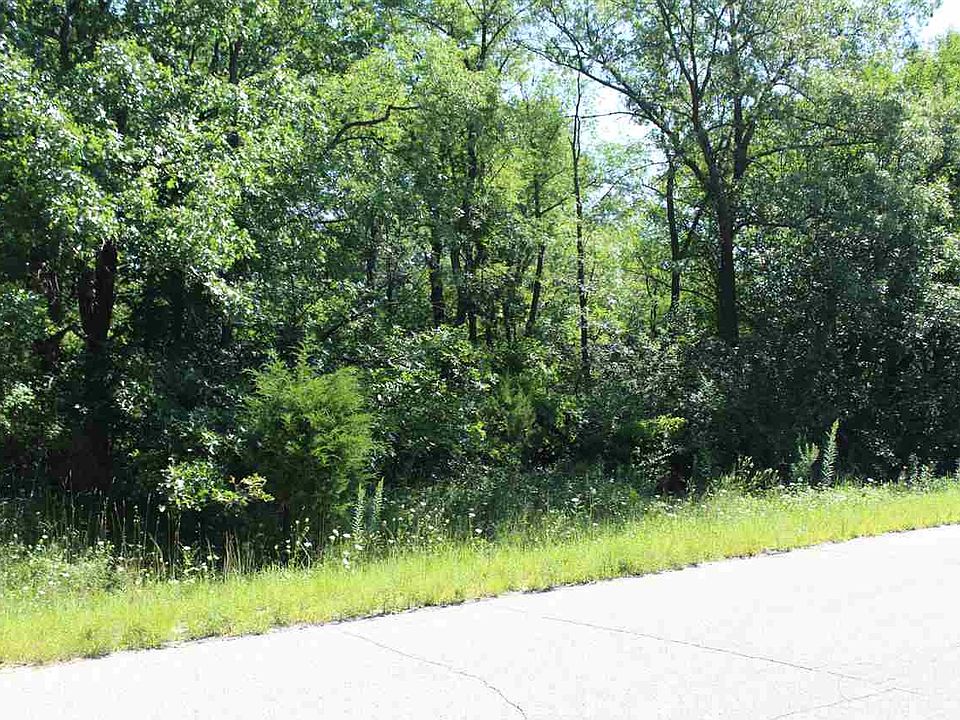 2nd image of L63 N Grand Ave