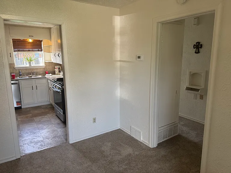 1807 Highland St — Photo 18