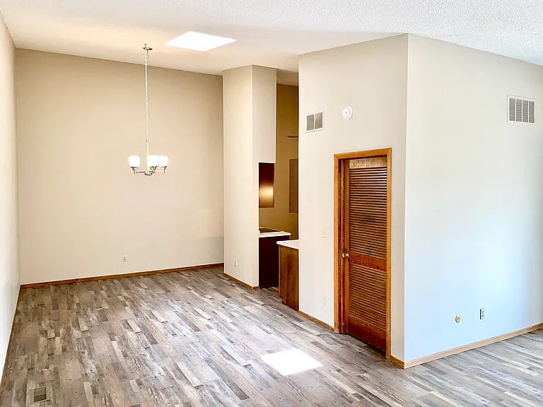 2329 Dublin Blvd — Photo 5