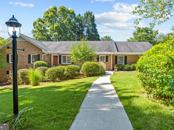 310 Saint George Dr, Athens, GA 30606