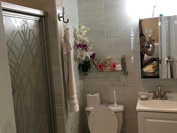 2nd image of 237 Bay 35 St #2A