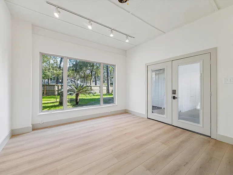 2306 Mill Lake Dr — Photo 27