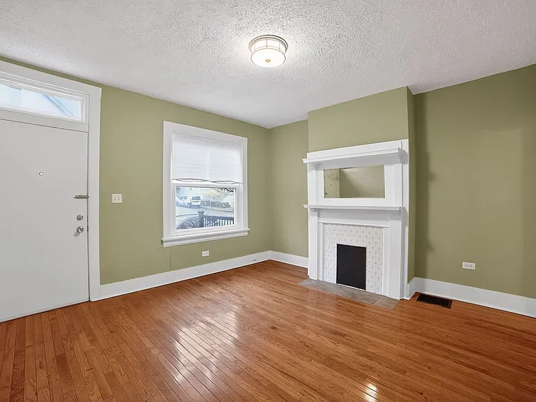 5822 Bryant St — Photo 8