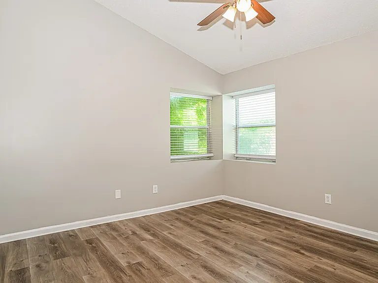 8790 Townsquare Dr S — Photo 9