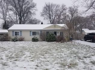 82 Deerfield Dr, Painesville, OH 44077