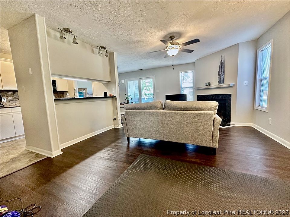698 Bartons Landing Pl APT 3, Fayetteville, NC 28314 Zillow