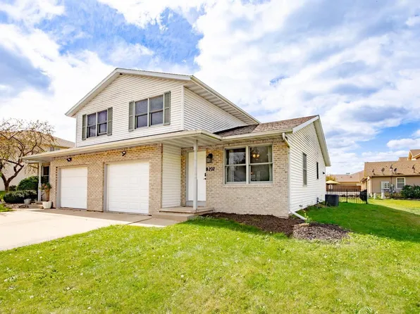 202 Ashberry Lane, Stoughton, WI 53589