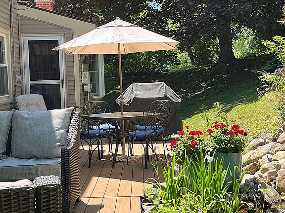 deck with family room access