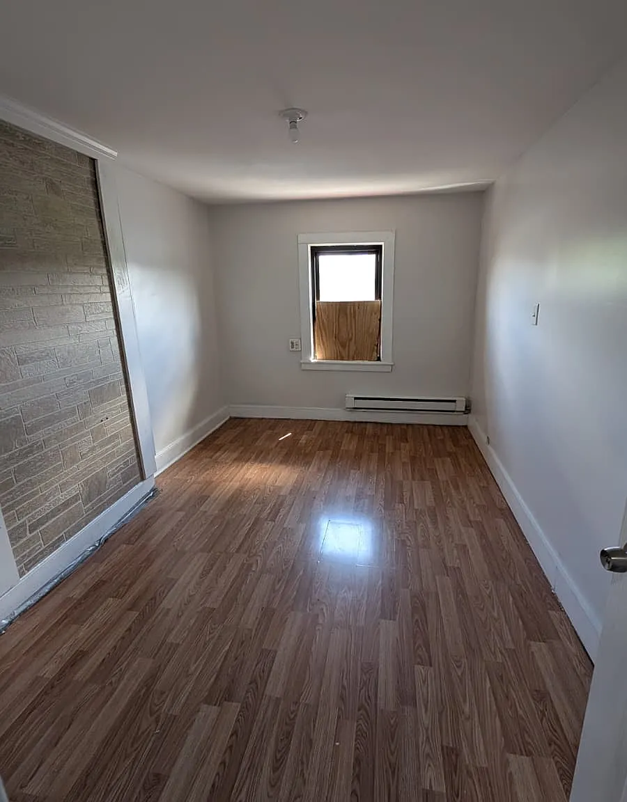 2 bed, $1,800 — Photo 3