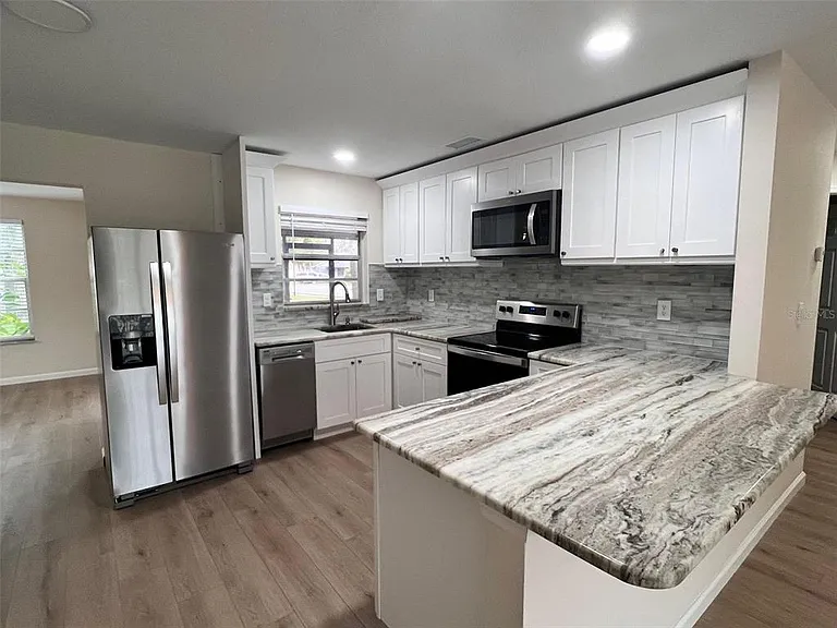 7020 Wentworth Way — Photo 2