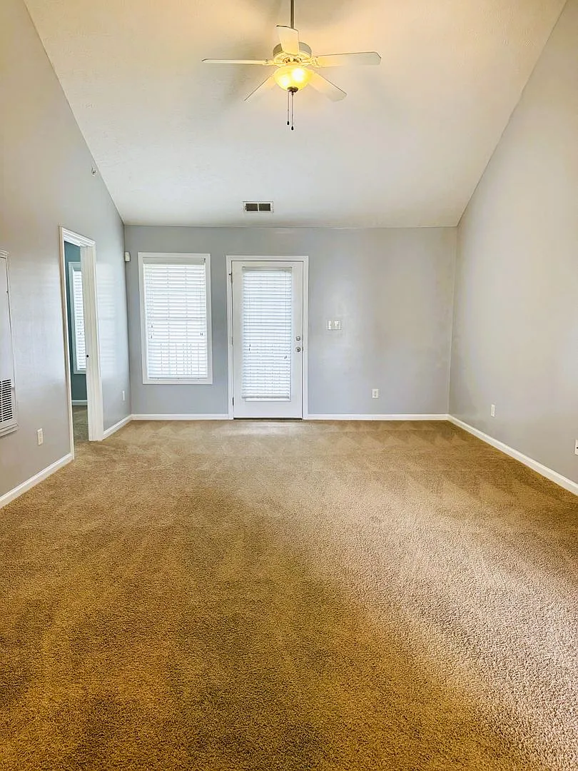 3613 Dornoch Dr — Photo 2