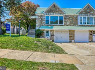 3102 Draper St, Philadelphia, PA 19136