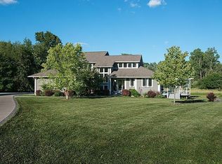 2730 Stein Ct, Ann Arbor, MI 48105