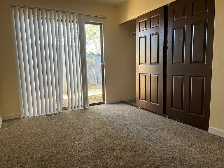 326 25th Avenue Ct #B — Photo 10