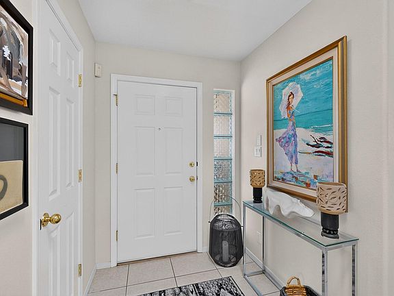 3rd image of 4428 Alpine Cir SE