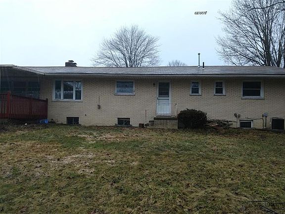 2nd image of 101 Plateau Dr