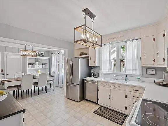 503 Perkins Dr — Photo 16