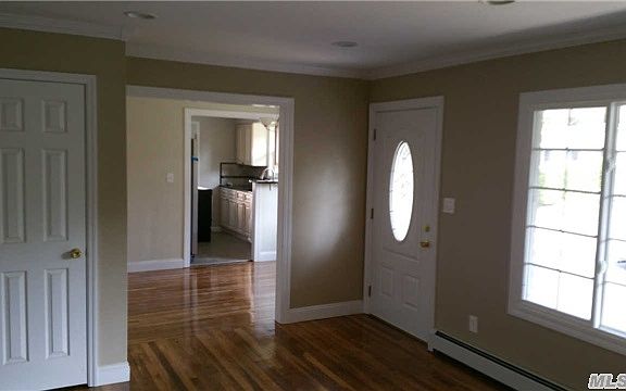 5th image of 203 Sherman St