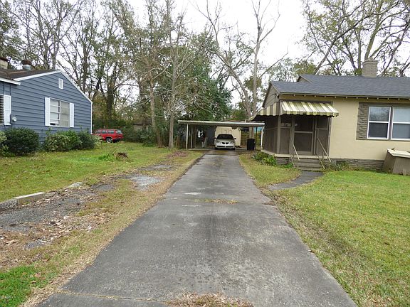 3rd image of 3534 Myra St