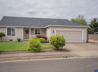 237 Baylor Dr, Woodburn, OR 97071