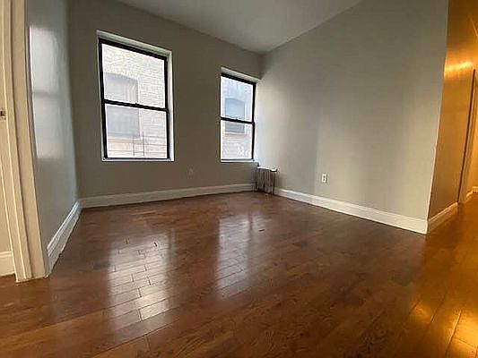 3rd image of 539 W 156th St APT 10