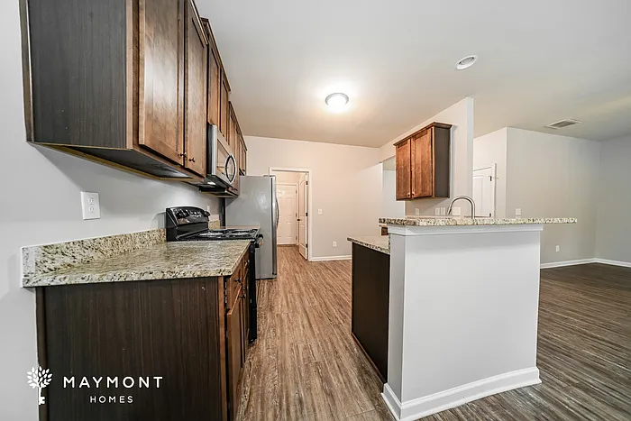 321 Concord Ter — Photo 8