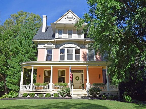 2nd image of 3987 Rose Hill Ave
