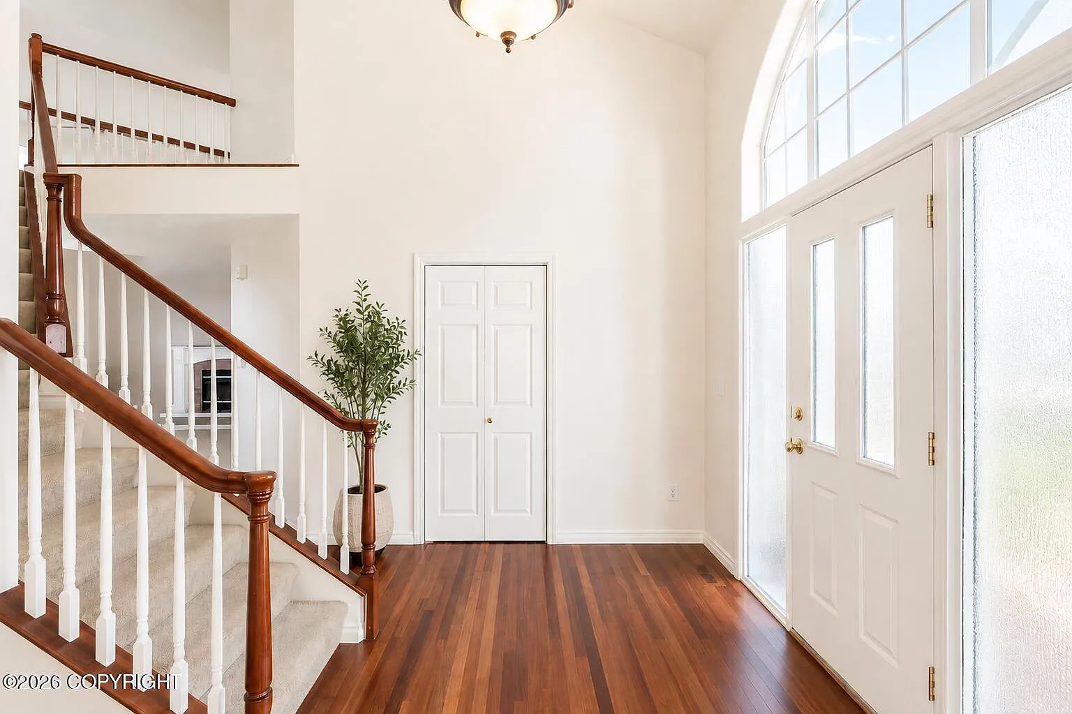 5 bed, 3.5 bath, 3996 sqft, $4,500 — Photo 3