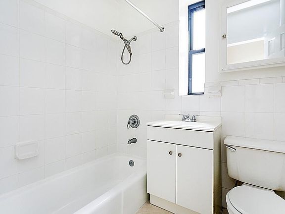 5th image of 735 W 172nd St APT B56