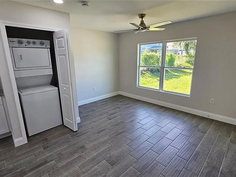 604 Lime Ave — Photo 14