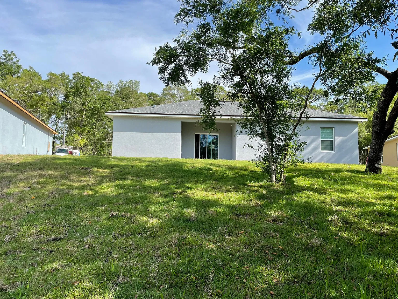 4 bed, 2396 sqft, $2,600 — Photo 3