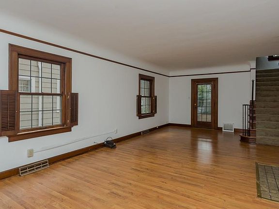 5th image of 2643 Gunckel Blvd