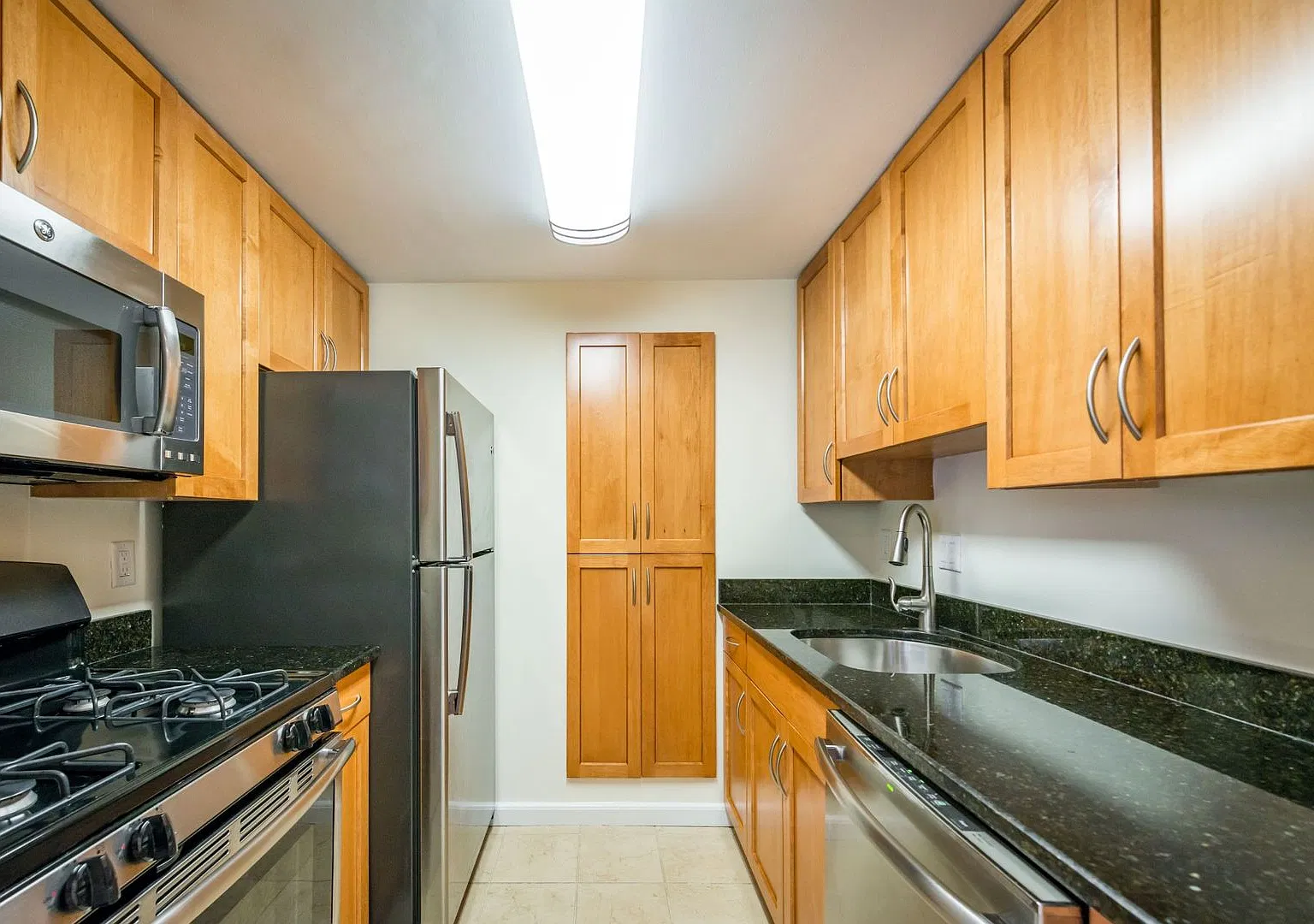1bed/1.5bath in Brookline — Photo 3