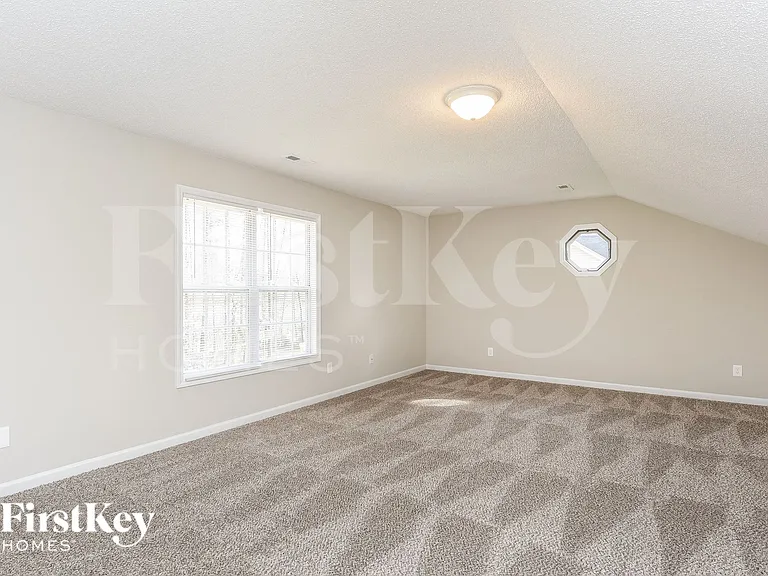 60 Cyra Ct — Photo 11