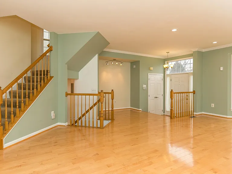 7011 Fieldhurst Ct — Photo 23