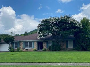 14933 Clovercrest Dr SE, Huntsville, AL 35803